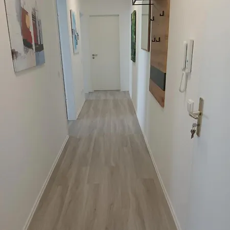 Apartment Voll Ausgestattete 3-zimmerwohnung Mit Tg Stellplatz Kassel