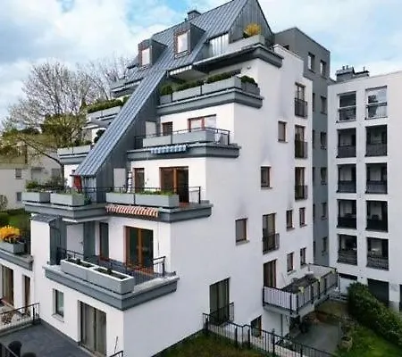 Voll Ausgestattete 3-zimmerwohnung Mit Tg Stellplatz * Kassel